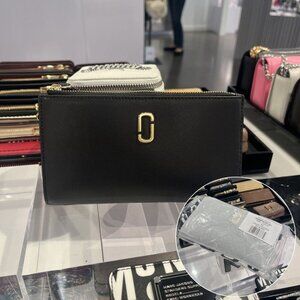 NWT Marc Jacobs The Phone Wristlet 2S3SMP001S01 Black